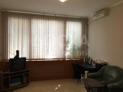 Продаю 2-комнатную квартиру, 51кв. м., этаж - 1/3, Московская-М.Гвардия.