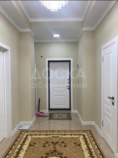 Продаю 3-комнатную квартиру, 94кв. м., этаж - 3/10, жд вокзал.