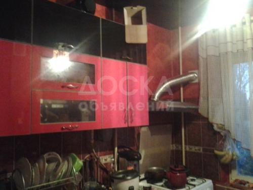 Продаю квартиру 2-ком., 48кв. м., этаж - 4/5, Аламедин 1.