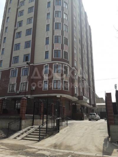 Продаю квартиру 2-ком., 94кв. м., этаж - 9/10, Ахунбаева Абая.