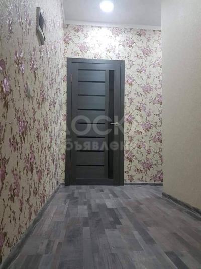 Продаю квартиру 1-ком., 46кв. м., этаж - 1/3, Гагарина/Некрасова.