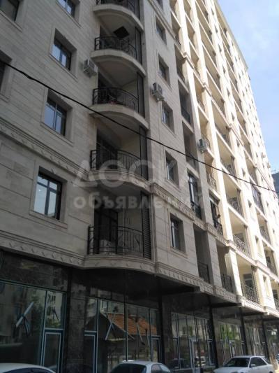 Продаю 1-комнатную квартиру, 53кв. м., этаж - 10/10, улиц Московская и Орозбекова..