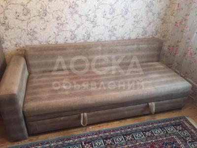 Продаю спальний горнитур шкаф диван раскладной тремо все в хорошем состоянии!!