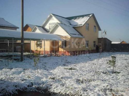 Продаю 8-ком., 150кв. м., этаж-2, 10-сот., стена кирпич, с.Н-Павловка,ж/мАлтын Ордо,