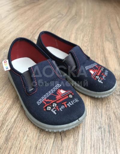 Текстильные сандалии. Польша.