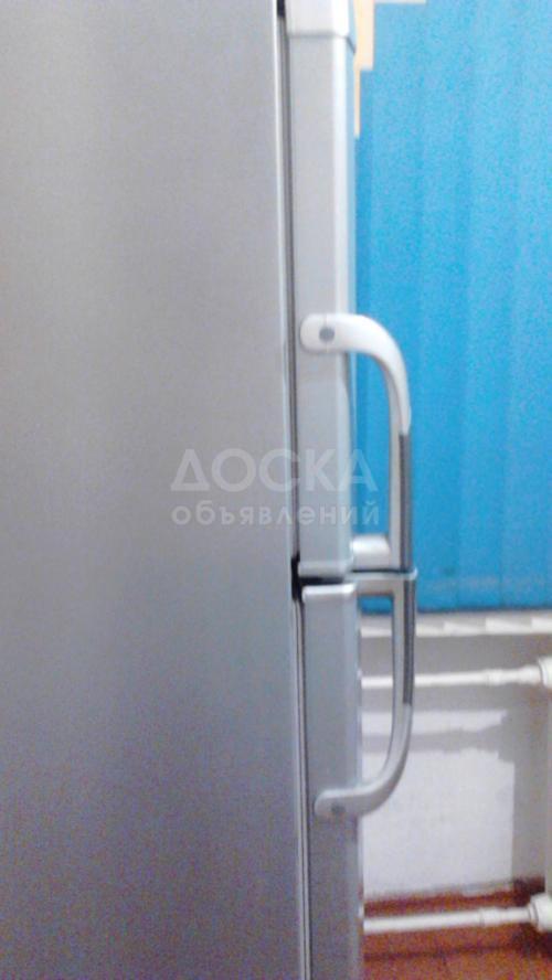 Продаю квартиру 2-ком., 54кв. м., этаж - 4/4, По Ахунбаева 104-сер.