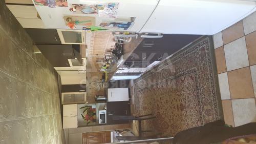 Продаю дом 5-ком., 104кв. м., этаж-1, 6.4-сот., стена ж/б панель, 110квартал ул.Темировская.