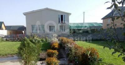 Продаю дом 6-ком., 240кв. м., этаж-2, 10-сот., стена кирпич, ж/м Алтын Ордо.