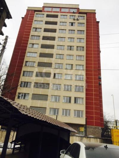 Продаю квартиру 4-ком., 1кв. м., этаж - 1/1, Бишкек.