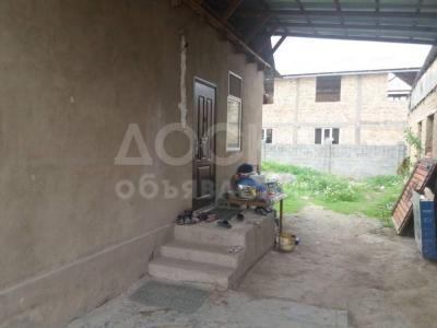 Продаю дом 3-ком., 50кв. м., этаж-1, 4-сот., стена кирпич, Селекционная , Ж\М Арча- Бешик.