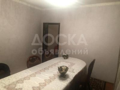 Продаю дом 4-ком. 1кв. м., этаж-1, 12-сот., стена кирпич, село  Кара-Жыгач, ул. Советская 148.