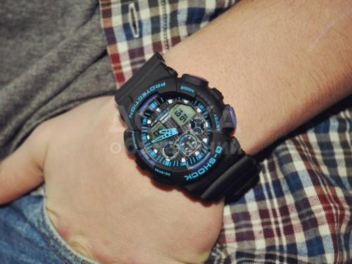 СРОЧНО продаются часы G-SHOCK ДОСТАВКА БЕСПЛАТНО.
