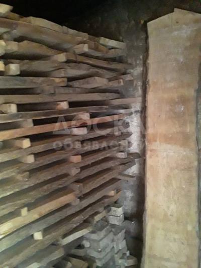 Продаю сухой дуб, карагач, орех, доски. Толщина - 60 мм