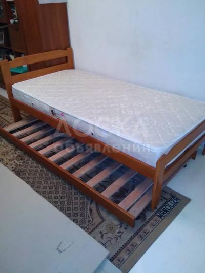 Кровать односпальная,дерево,Малайзия и матрац ортопедический фирмы "Экол"