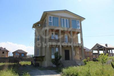 Продаю дом 1-ком. 280кв. м., этаж-3, 4.2-сот., стена другое, с.Кок-Жар.