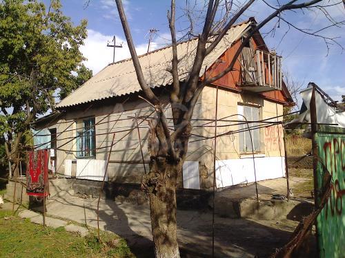 Продаю 3-ком., 25кв. м., этаж-1, 4-сот., стена кирпич, Сокулук дача 1май,