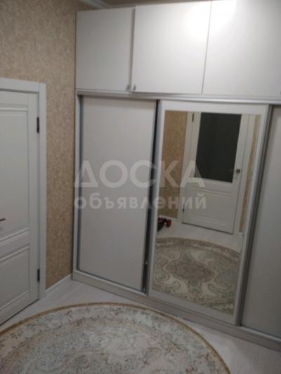 Продаю 2-комнатную квартиру, 62кв. м., этаж - 2/10, Московская/Уметалиева.