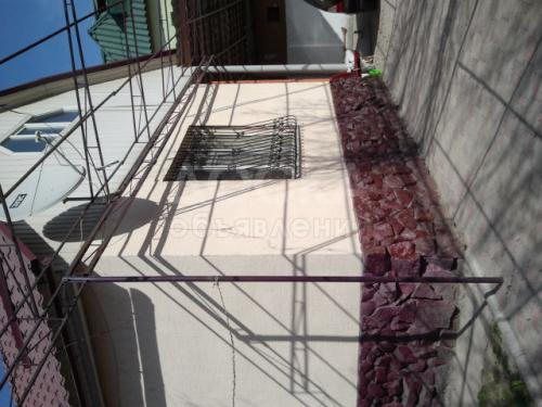 Продаю дом 4-ком., 127кв. м., этаж-3, 5.5-сот., стена кирпич, Ala Too2 .