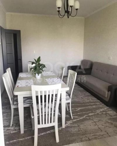 Продаю 3-комнатную квартиру, 68кв. м., этаж - 5/5, Гоголя/Токтогула.