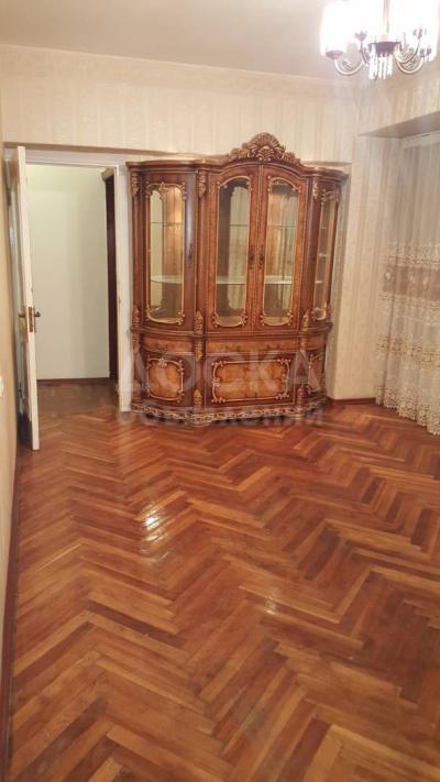 Продаю квартиру 3-ком., 85кв. м., этаж - 2/9, огнбаева 93.