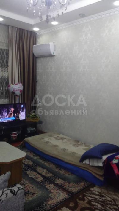 Продаю 1-комнатную квартиру, 33кв. м., этаж - 5/9, Нижний Джал .