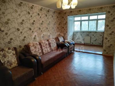 Продаю 2-комнатную квартиру, 43кв. м., этаж - 3/4, 5 мкр.