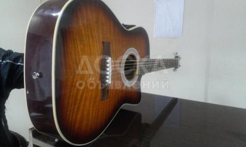 Продаю гитару срочно