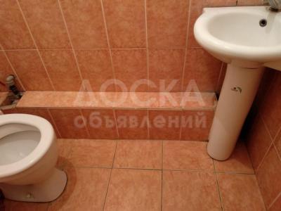 Продаю 2-комнатную квартиру, 53кв. м., этаж - 6/10, мкр Улан.