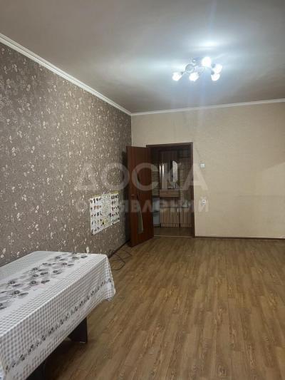 Продаю 1-комнатную квартиру, 46кв. м., этаж - 9/9, Улан 2.