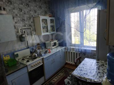 Продаю 2-комнатную квартиру, 48,8кв. м., этаж - 5/5, Мкр.  Аламедин.