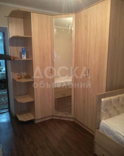 Угловой шкаф 1.70/1.60. Из польского ламинанта. Качество гарантируем. Другие размеры на заказ.