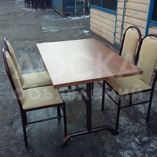 Столы и стулья