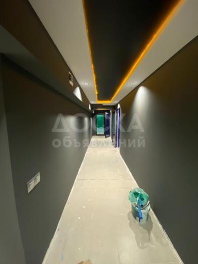 Продаю офисное помещение 250кв. м., Ахунбаева/Малдыбаева .