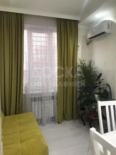 Продаю 1-комнатную квартиру, 48кв. м., этаж - 2/7, Нижний Джал.