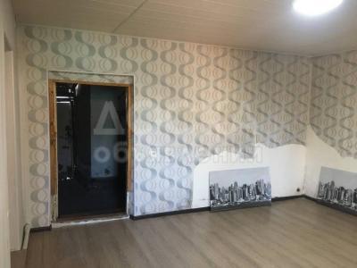 Продаю дом 4-ком. 73кв. м., этаж-1, 3-сот., стена кирпич, азия молл.