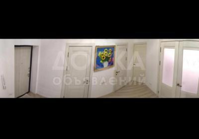 Продаю 2-комнатную квартиру, 69кв. м., этаж - 10/10, Тыналиева 2/21.