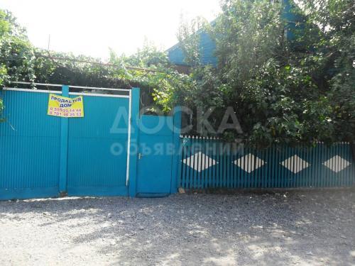 Продаю дом 5-ком., 112кв. м., этаж-1, 6-сот., стена кирпич, с.Люксембург ул. Крупская (район скотского рынка).