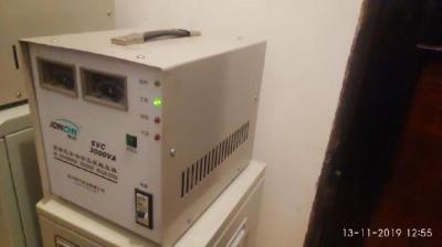 Продаю электромеханический стабилизатор SVC-3000VA