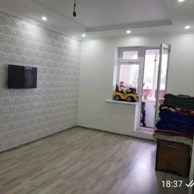 Срочно Продаю одно комнатную квартиру в ж/м Эне-сай ул. Гидростроителей-4 дом кирпичный