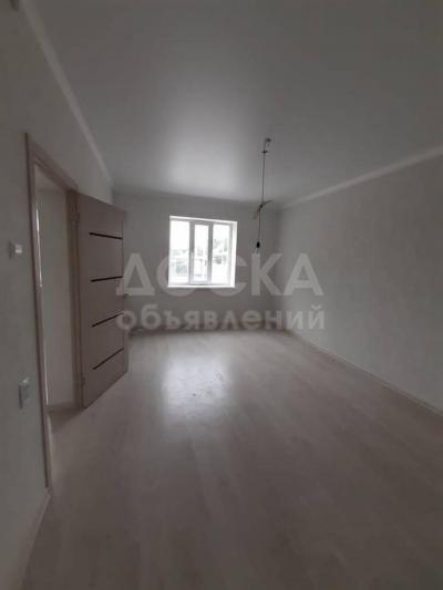 Продаю 1-комнатную квартиру, 27кв. м., этаж - 2/3, Газгородок.