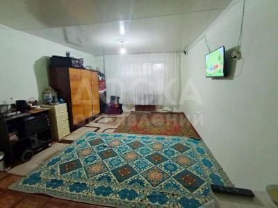 Продаю 1-комнатную квартиру, 24кв. м., этаж - 1/4, Ата-Тюрк.