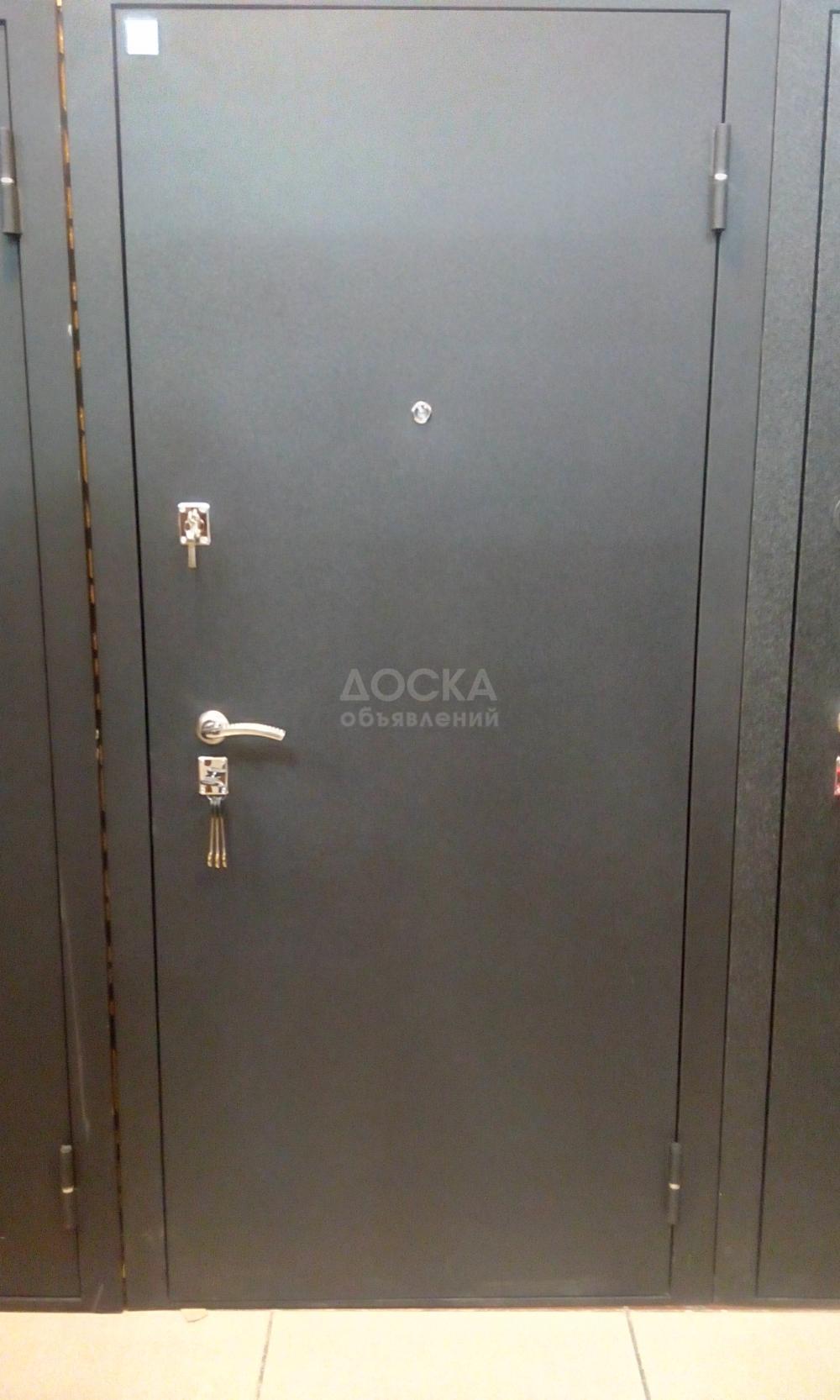 Входная дверь