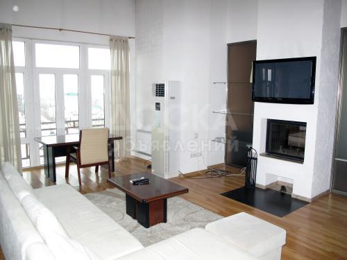 Продаю квартиру 2-ком., 80кв. м., этаж - 10/10, пр.Чуй, 245.