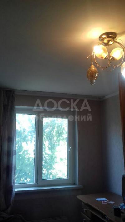 Продаю квартиру 2-ком., 1кв. м., этаж - 5/5, Гоголя.