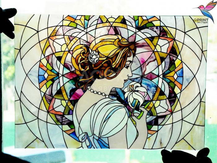 Нанесение изображений на любые твердые поверхности.