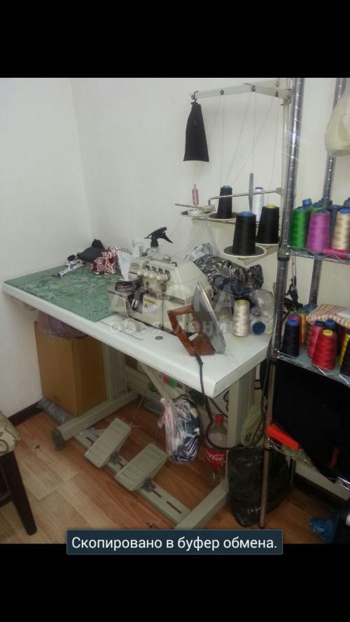 Продаю коммерческую недвижимость торговые помещения 10кв. м., Рынок Аламедин.