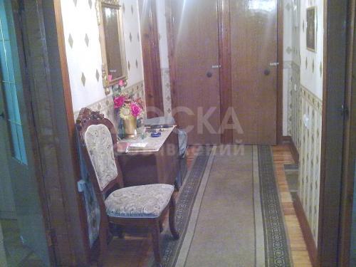 Продаю квартиру 3-ком., 78 мкв. м., этаж - 1/5, Табышалиева 13 школа.