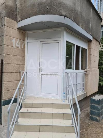 Продаю офисное помещение 76кв. м., Алматинская - Салиева .