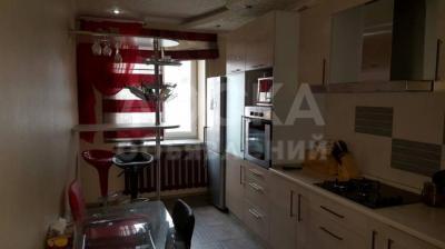 Продаю квартиру 3-ком., 79кв. м., этаж - 2/5, Джал15.