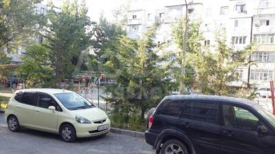 Продаю квартиру 3-ком., 1кв. м., этаж - 3/5, Асанбай.